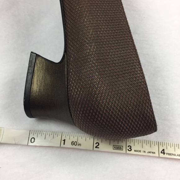 VINTAGE Stuart Weitzman Bronze Square Point Pumps